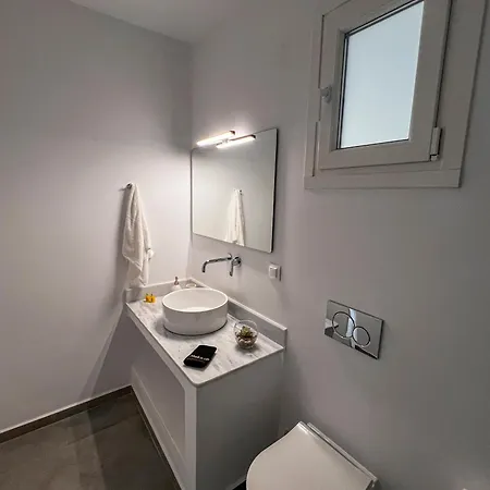 Rita's Apartamento Tínos
