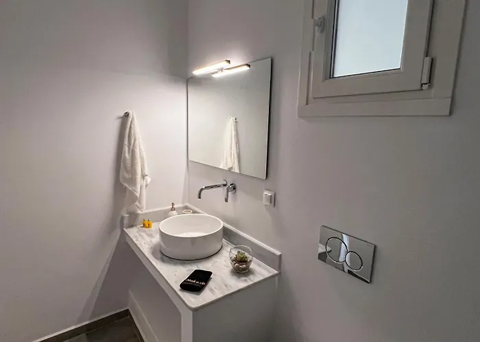 Rita's Apartamento Tínos